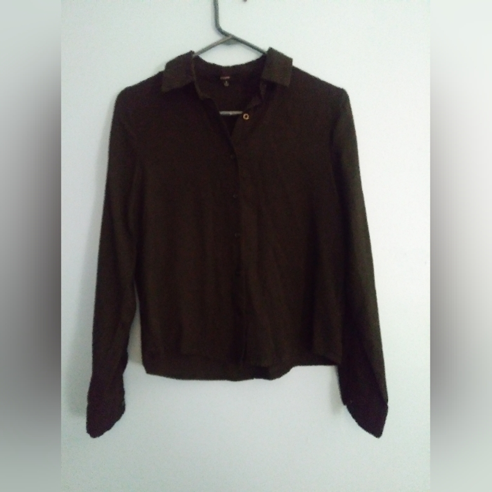 EUC Black Button down Shirts